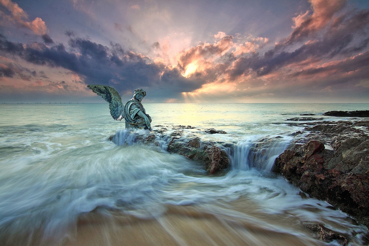 Communiquer avec les anges gardiens grâce à la voyance