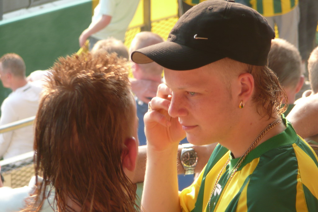Rendez-vous au stade après une session de tchatche en ligne