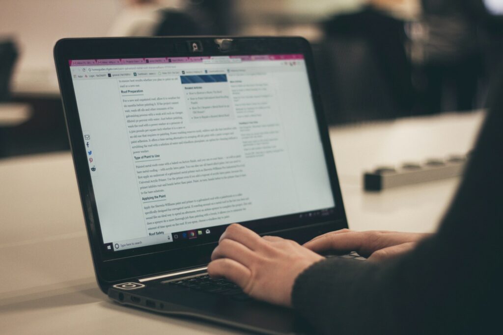 Le blog où les auteurs se lâchent sans retenue : Un espace de liberté et d’expression