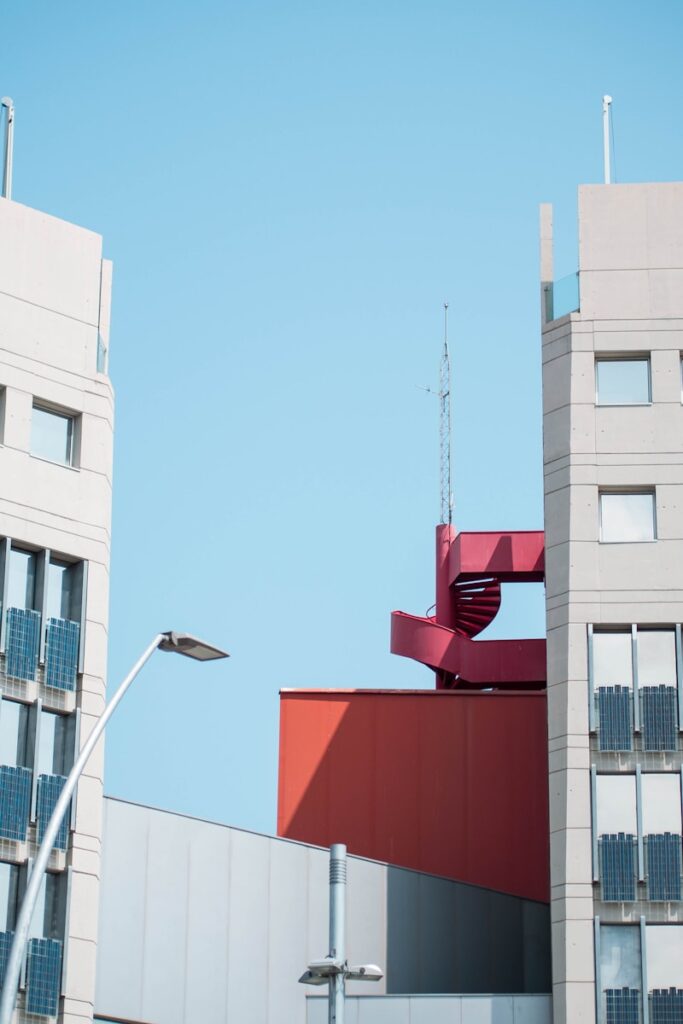 Tout savoir sur la peinture rouge Falun : histoire et avantages