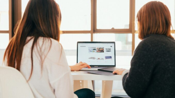 Le rôle d’un assistant référencement : un maillon clé dans la stratégie digitale