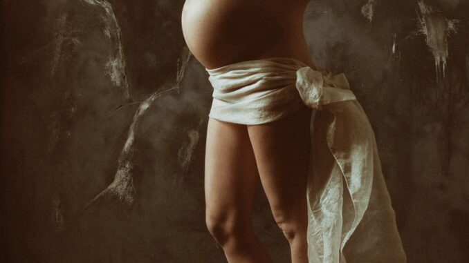Devenir maman en 2025 Un site pour les mamans : un espace dédié à l’écoute, au partage et au soutien