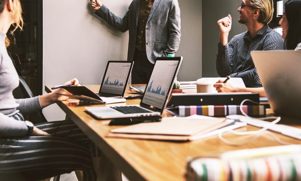 découvrez nos programmes de formation professionnelle adaptés à vos besoins pour acquérir de nouvelles compétences et booster votre carrière. inscrivez-vous dès aujourd'hui pour un avenir prometteur!